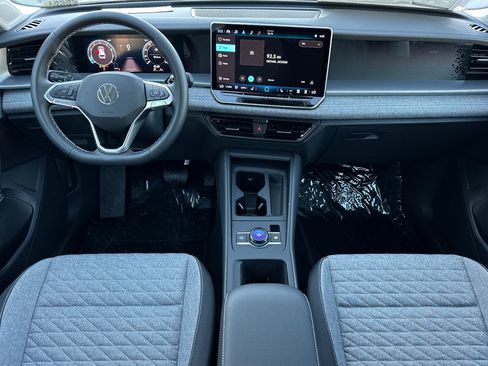 New 2025 Volkswagen Tiguan S image 13