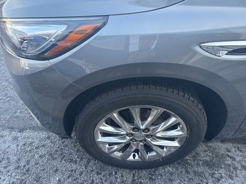 Used 2020 Buick Enclave Premium w/ Sun and Sites Package image 3