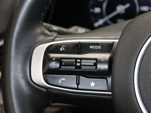 Used 2025 Kia Sportage SX FWD image 32