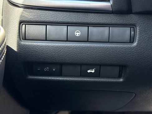 Certified 2023 Nissan Rogue SL w/ SL Premium Package FWD image 27