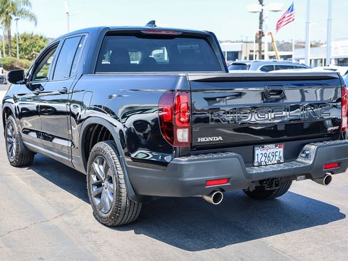 Certified 2025 Honda Ridgeline Sport image 21