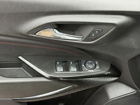 Used 2024 Chevrolet Trax RS w/ Driver Confidence Package FWD image 19