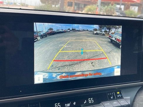 Certified 2025 Toyota Camry XLE image 25