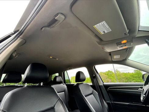 Used 2019 Volkswagen Atlas SE image 20