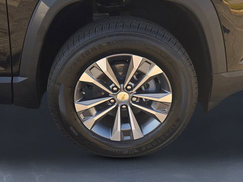 New 2026 Chevrolet Equinox LT image 10