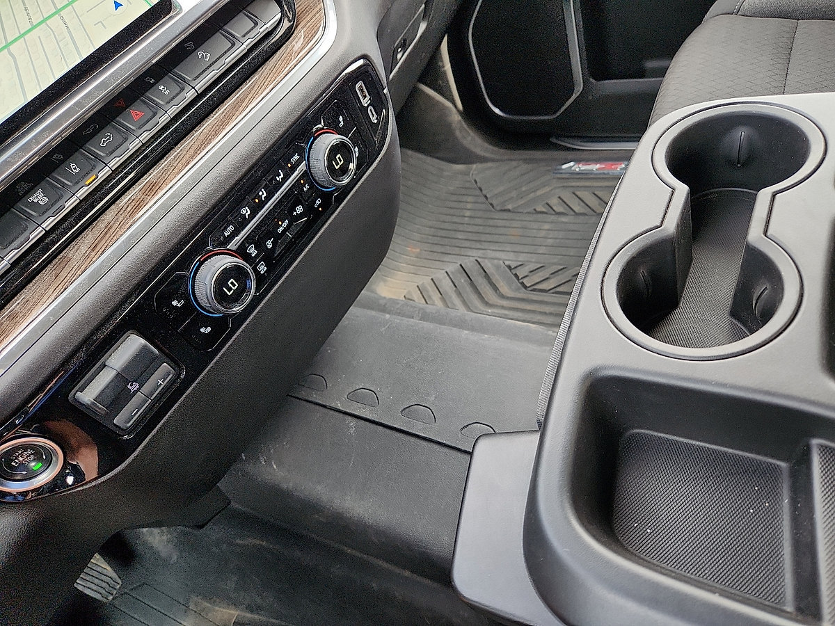 Used 2025 Chevrolet Silverado 2500 LT AWD/4WD image 12