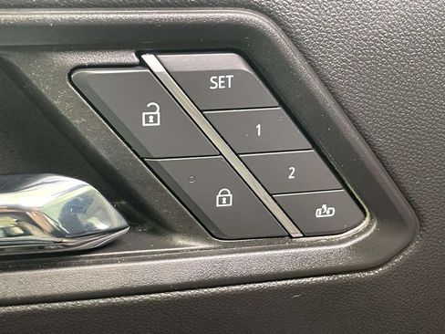Used 2023 Chevrolet Colorado ZR2 w/ ZR2 Convenience Package III AWD/4WD image 29