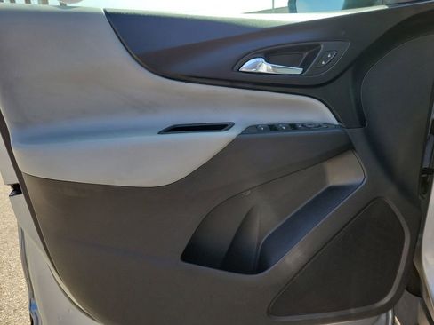 Used 2024 Chevrolet Equinox LS w/ LS Convenience Package image 14