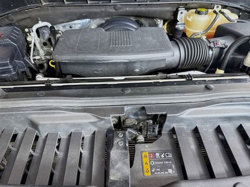 Used 2021 Chevrolet Silverado 1500 RST image 35