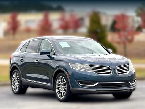 Used 2016 Lincoln MKX Reserve w/ Technology Package FWD image 1