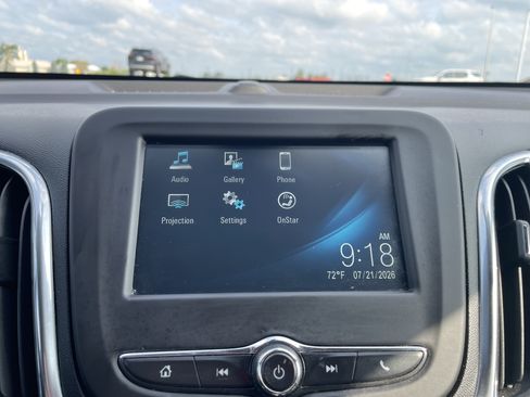 Used 2018 Chevrolet Equinox LT FWD image 12