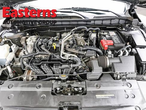 Used 2025 Nissan Altima 2.5 SR FWD image 7