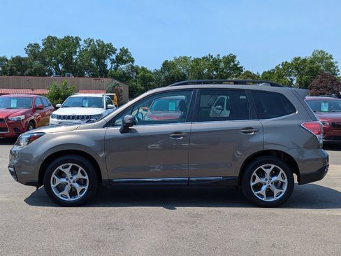 Used 2017 Subaru Forester 2.5i Touring image 8
