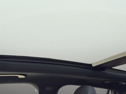 Certified 2026 Mercedes-Benz GLC 300 4MATIC image 18