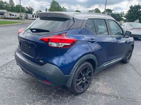 Used 2020 Nissan Kicks SR w/ SR Premium Package FWD image 4