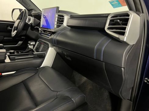 Used 2024 Toyota Sequoia Platinum image 31