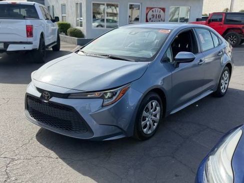 Used 2020 Toyota Corolla LE image 6