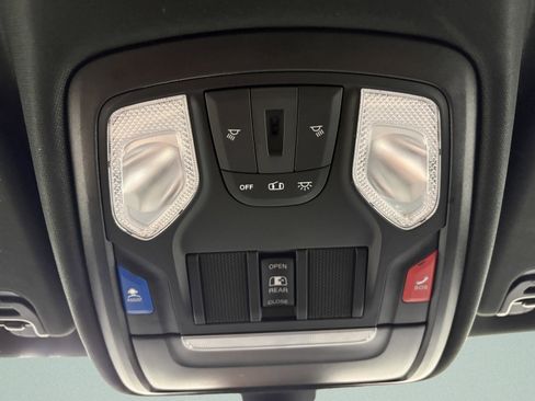 Used 2023 RAM 1500 Big Horn image 26