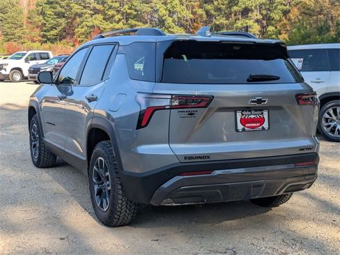 New 2026 Chevrolet Equinox ACTIV w/ Safety and Technology Package image 4