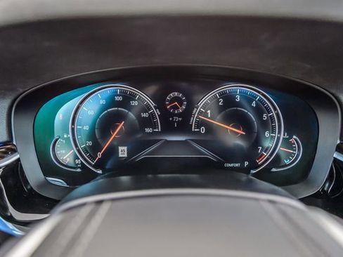 Used 2018 BMW 540i w/ Premium Package RWD image 18