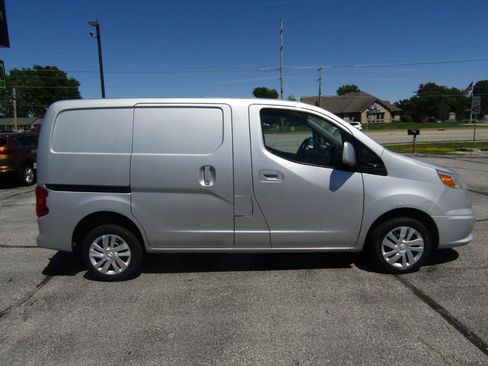 Used 2015 Chevrolet City Express LT w/ Technology Package FWD image 9