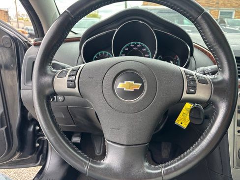 Used 2011 Chevrolet Malibu LTZ image 12