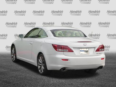 Used 2015 Lexus IS 250C RWD image 7