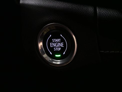 Used 2023 Buick Envision Avenir AWD/4WD image 24