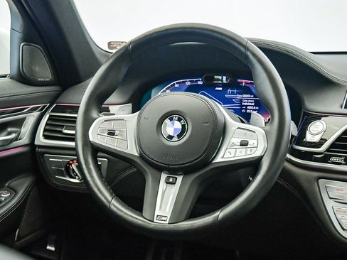Certified 2022 BMW 740i w/ M Sport Package image 12