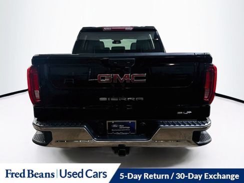 Used 2025 GMC Sierra 1500 SLT AWD/4WD image 11