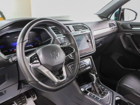 Used 2024 Volkswagen Tiguan SE R-Line FWD image 23
