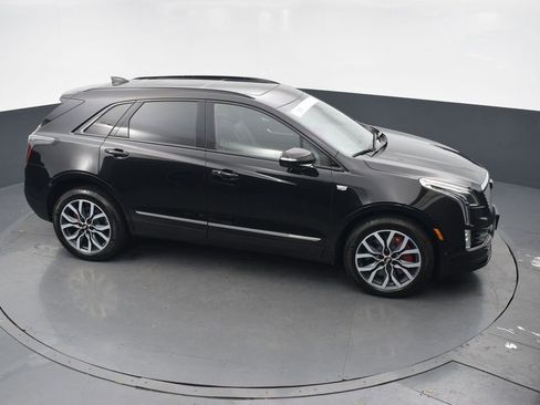 Certified 2024 Cadillac XT5 Sportv w/ LPO, Red Accent Package image 46
