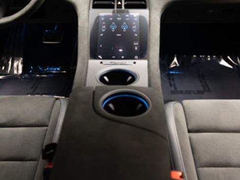 Used 2023 Porsche Taycan GTS image 89