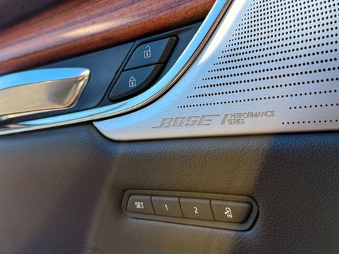 Used 2022 Cadillac XT5 Premium Luxury image 17