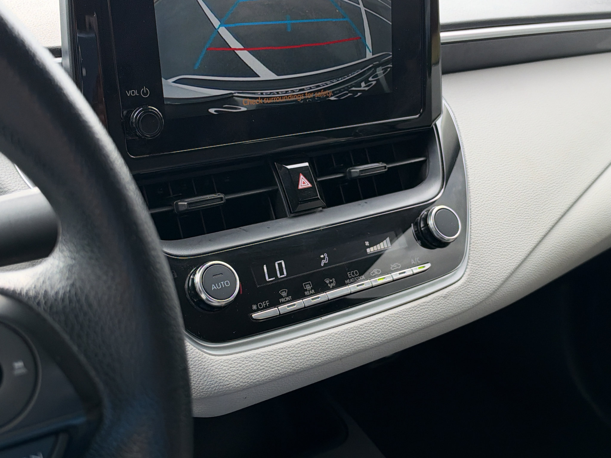 Used 2024 Toyota Corolla LE FWD image 22