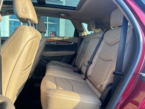 Used 2019 Cadillac XT5 Platinum image 24