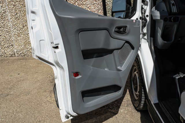 Used 2019 Ford Transit 150 130 Low Roof RWD image 33