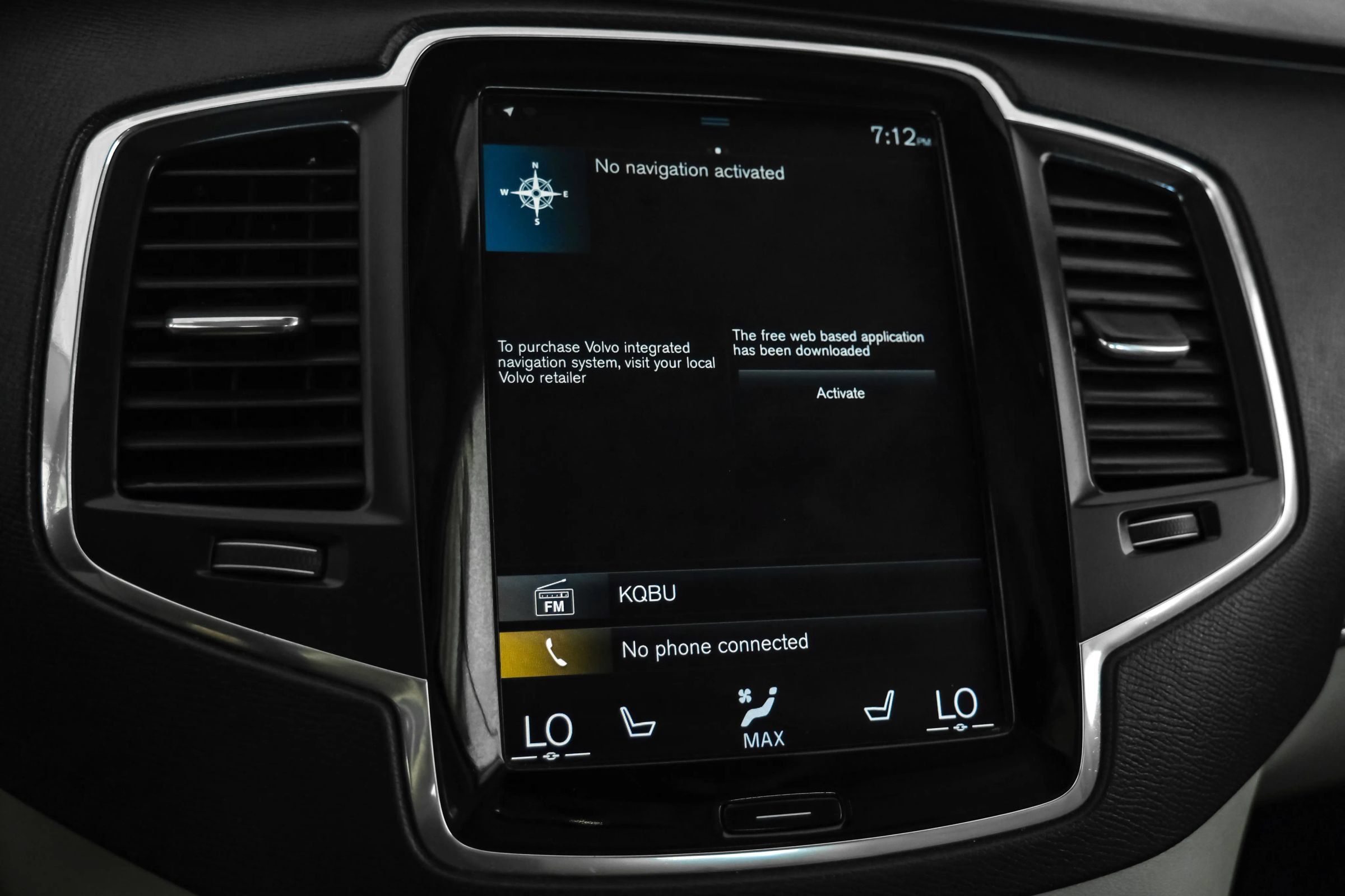 Used 2020 Volvo XC90 T5 Momentum w/ Protection Package Premier FWD image 22