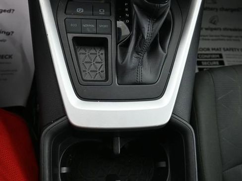 Used 2023 Toyota RAV4 XLE w/ Convenience Package FWD image 17