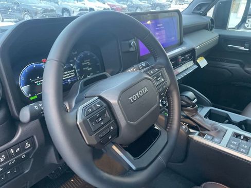 New 2026 Toyota Land Cruiser Base image 34