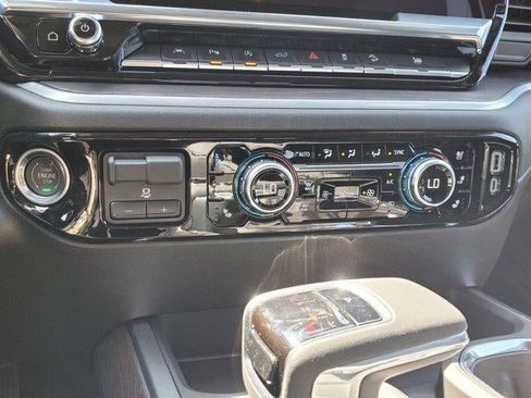 New 2026 GMC Sierra 1500 SLT w/ SLT Premium Plus Package image 27