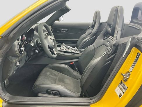 Used 2018 Mercedes-Benz AMG GT C image 17