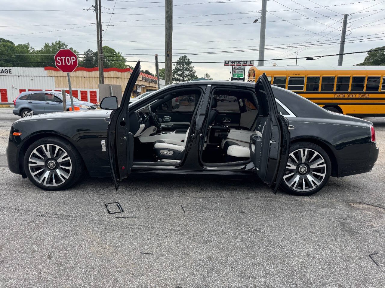 Used 2019 Rolls-Royce Ghost RWD image 9