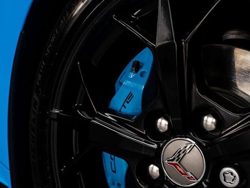 Used 2022 Chevrolet Corvette Stingray Premium Cpe w/ Battery Protection Package RWD image 13