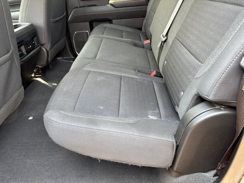 Used 2023 Chevrolet Silverado 1500 RST AWD/4WD image 37
