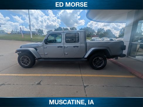 Used 2020 Jeep Gladiator Overland AWD/4WD image 3