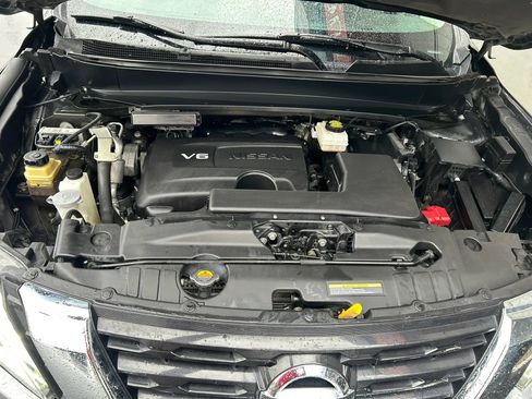 Used 2020 Nissan Pathfinder SV AWD/4WD image 29