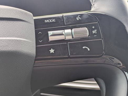 New 2026 Kia Sorento S w/ S Panoramic Sunroof Package FWD image 17