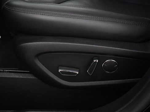 Used 2019 Lincoln Nautilus Reserve AWD/4WD image 23