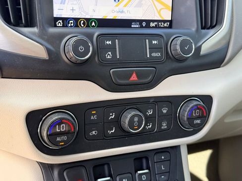 Used 2020 GMC Terrain Denali w/ Denali Premium Package image 24